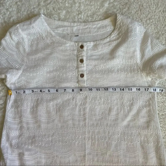 White 100% COTTON Embroidered Lace Hollow Out Blouse Short Sleeve - Picture 4 of 13